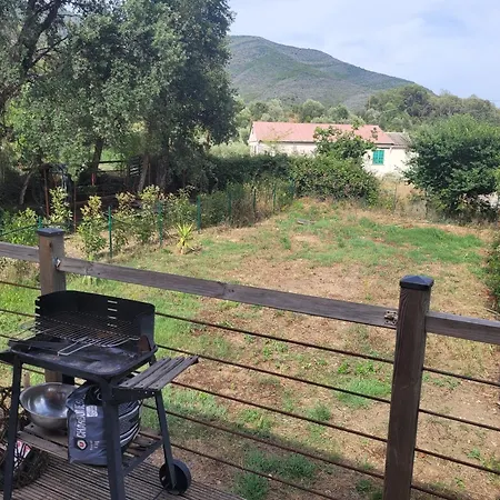 Le De Julia Villa Vignale